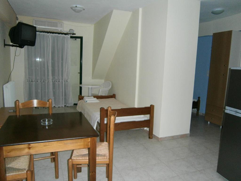 Petros Studios Poros  Room photo